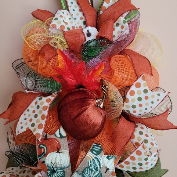 Fall swag - Picture 2 of 5